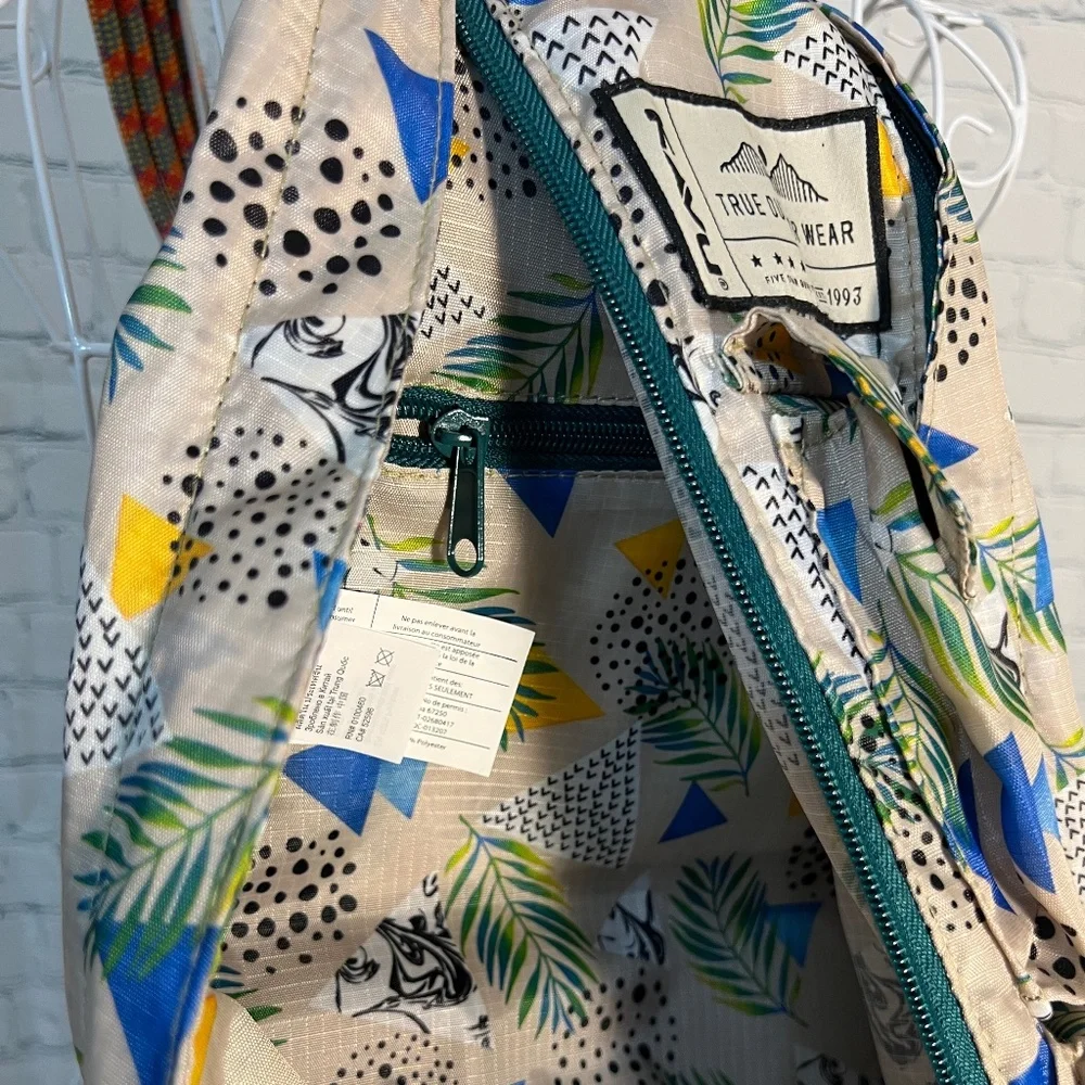 KAVU Rope Shoulder Bag - Picture 1 of 3